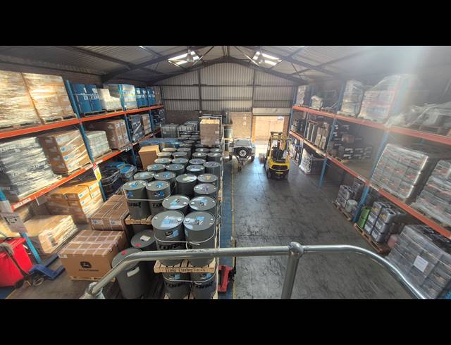 280M² FACTORY FOR SALE IN ANDERBOLT